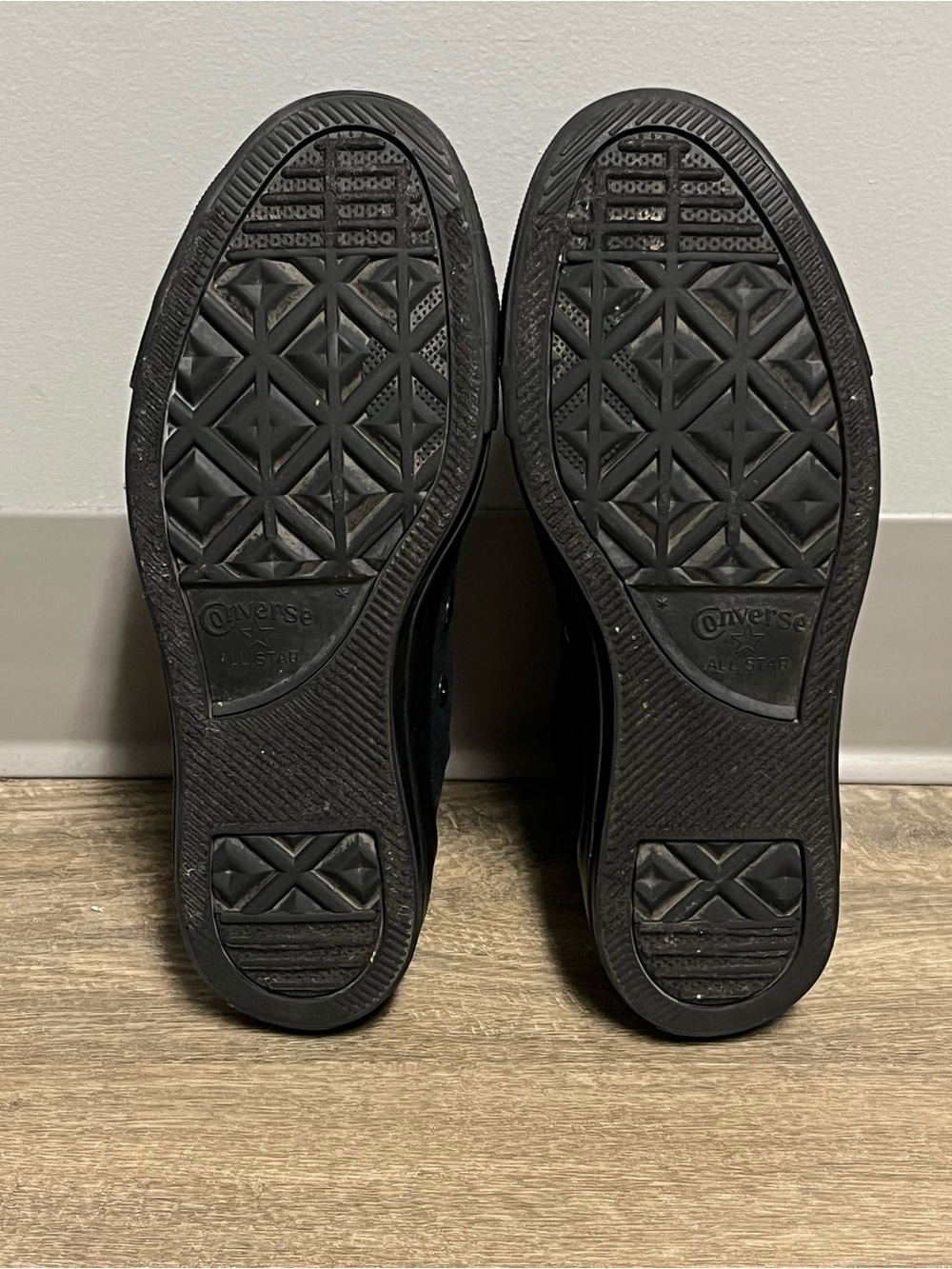 Converse Chuck Taylor All-Star Black Monochrome High Top - Women’s 8/Men’s 6 - Picture 9 of 14